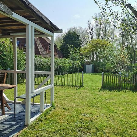 Ferienglueck An Der Nordsee Buche Deine Erdgeschoss-Ferienwohnung Mit Kamin Terrasse Und Eingezaeuntem Garten Fuer Unvergessliche Auszeiten Altfunnixsiel Bagian luar foto